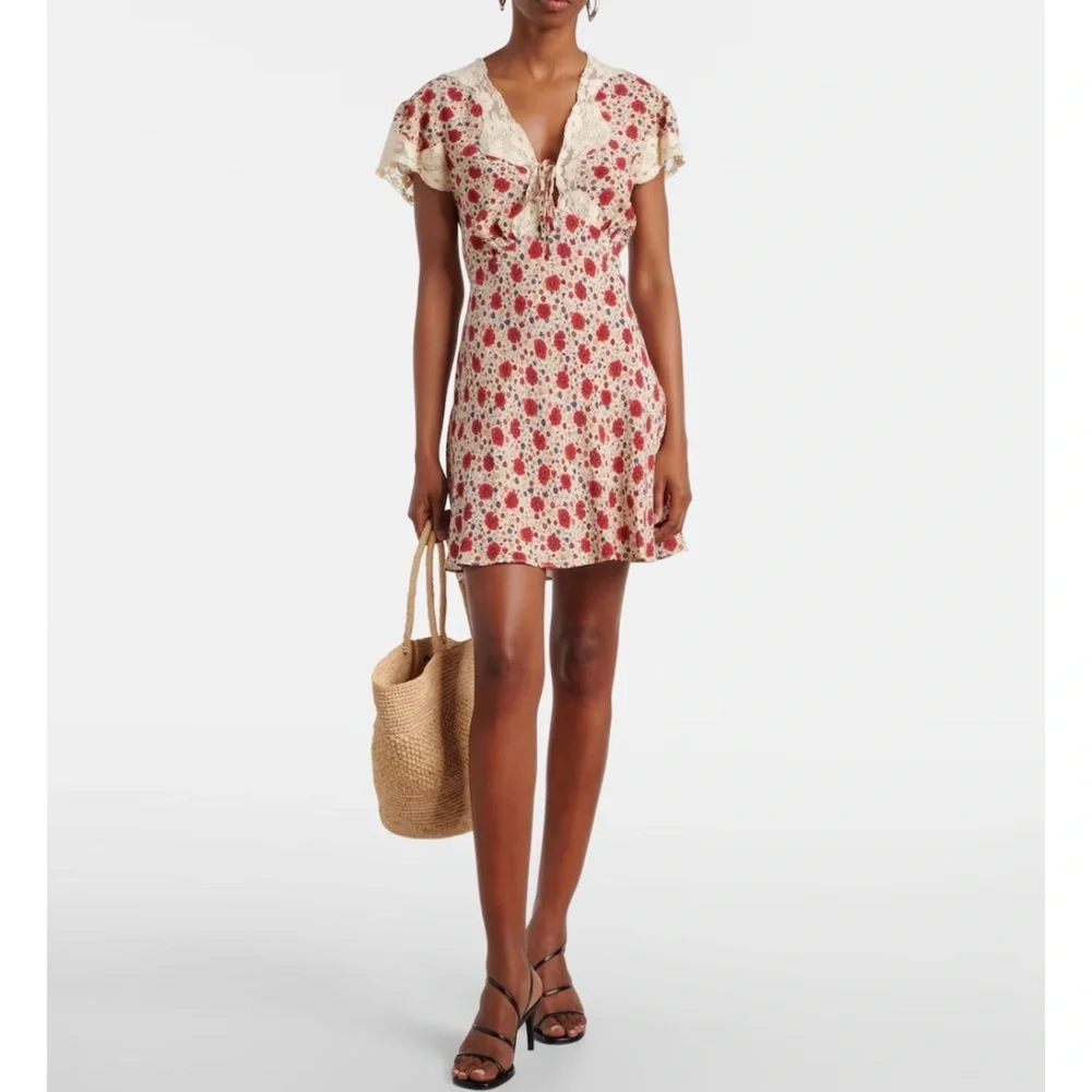 RIXO lace trimmed Floral Red and Cream miniDress NEW - Picture 2 of 15